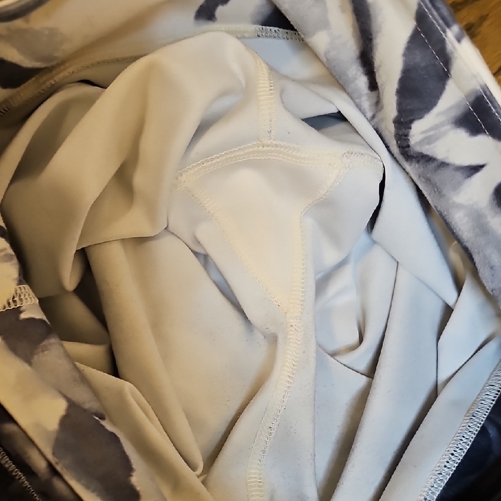 Lululemon Wunder Under Crop leggings - Picture 7 of 9